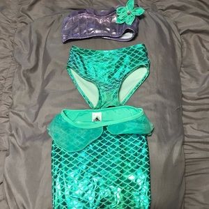 Girl size 3 Disney Ariel 3 piece swimsuit